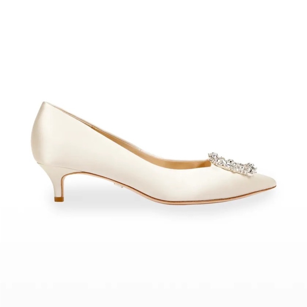 Brand new badgley mischka marisa ivory kitten heels